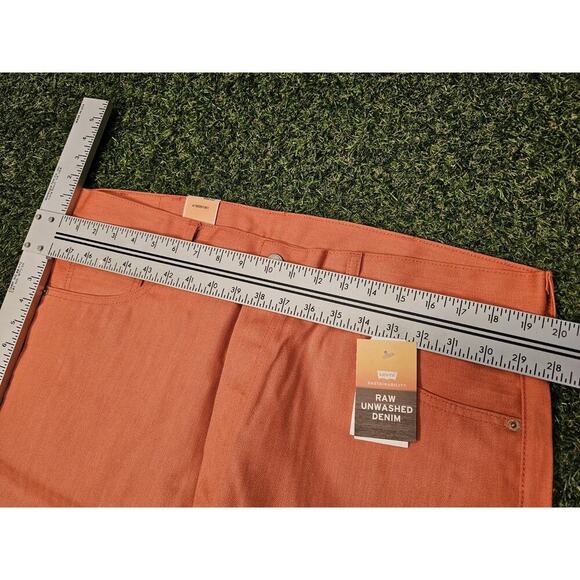 LEVI'S 501 Jeans NWT Button Fly Shrink to Fit Salmon Coral Straight Mens 38x32 - Picture 6 of 9